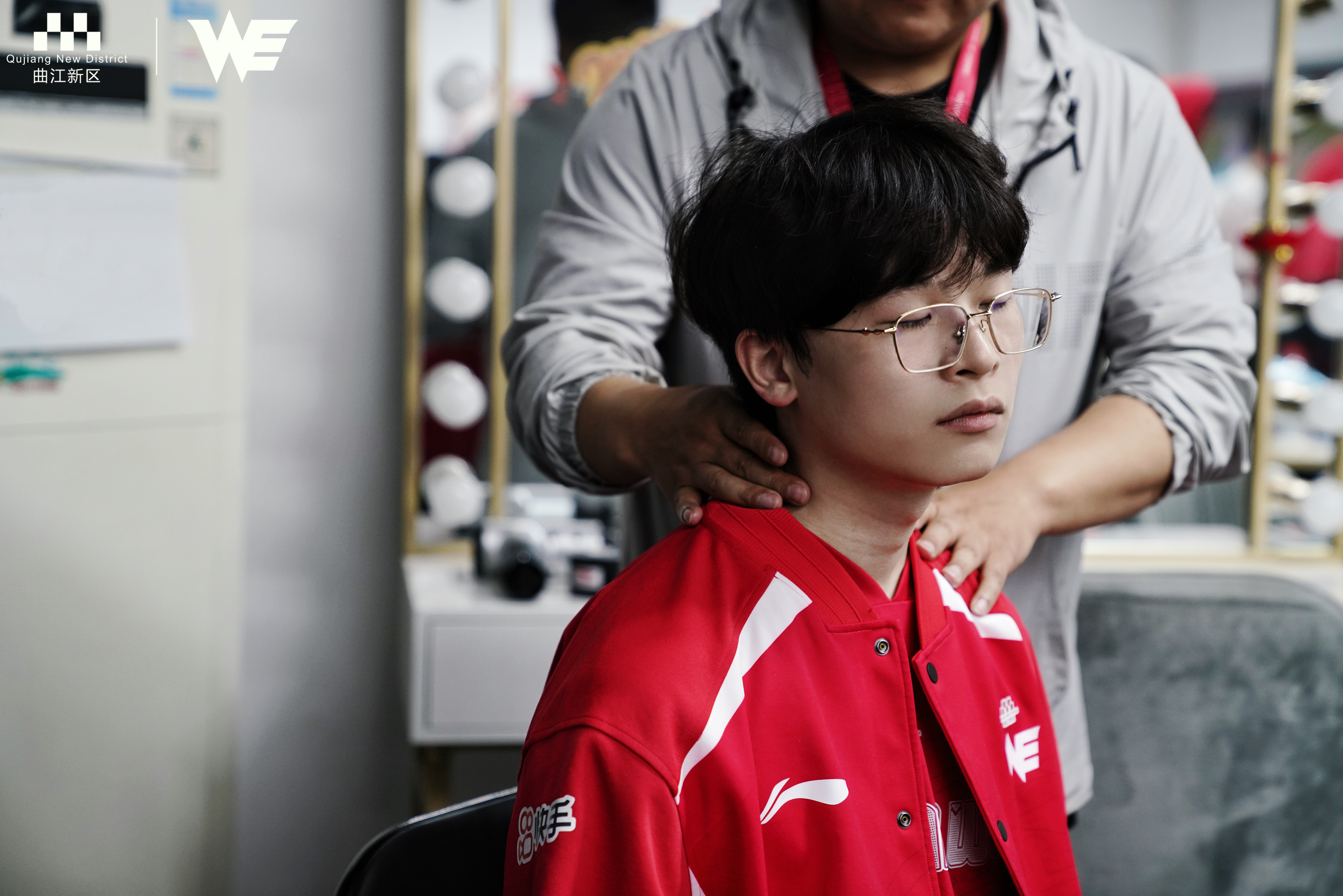 包含JDG逆转TeamWE，Upset制霸全场的词条