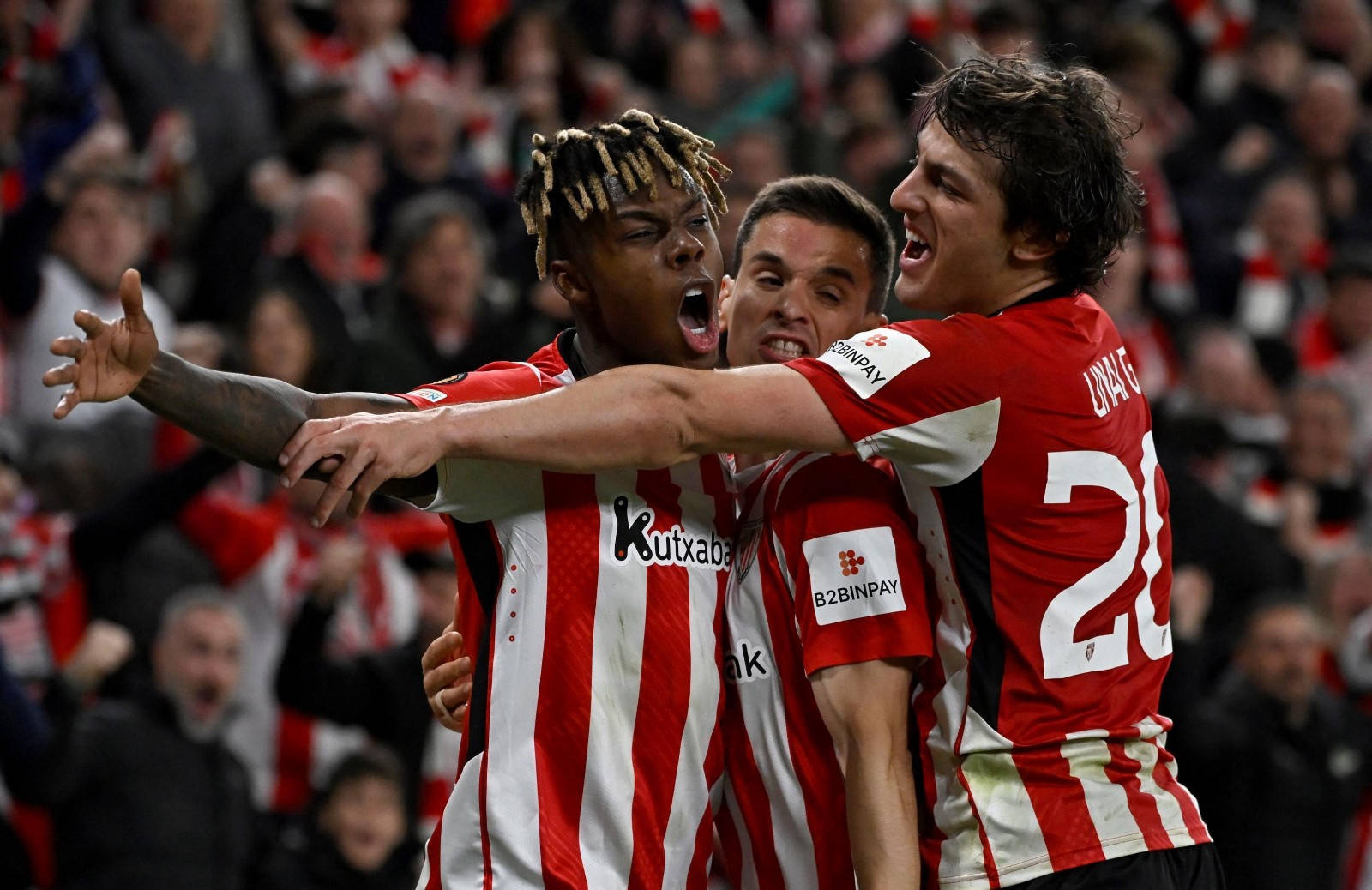 争夺至关重要,欧冠赛场激情澎湃的简单介绍 争夺至关重要,欧冠赛场激情澎湃的简单介绍