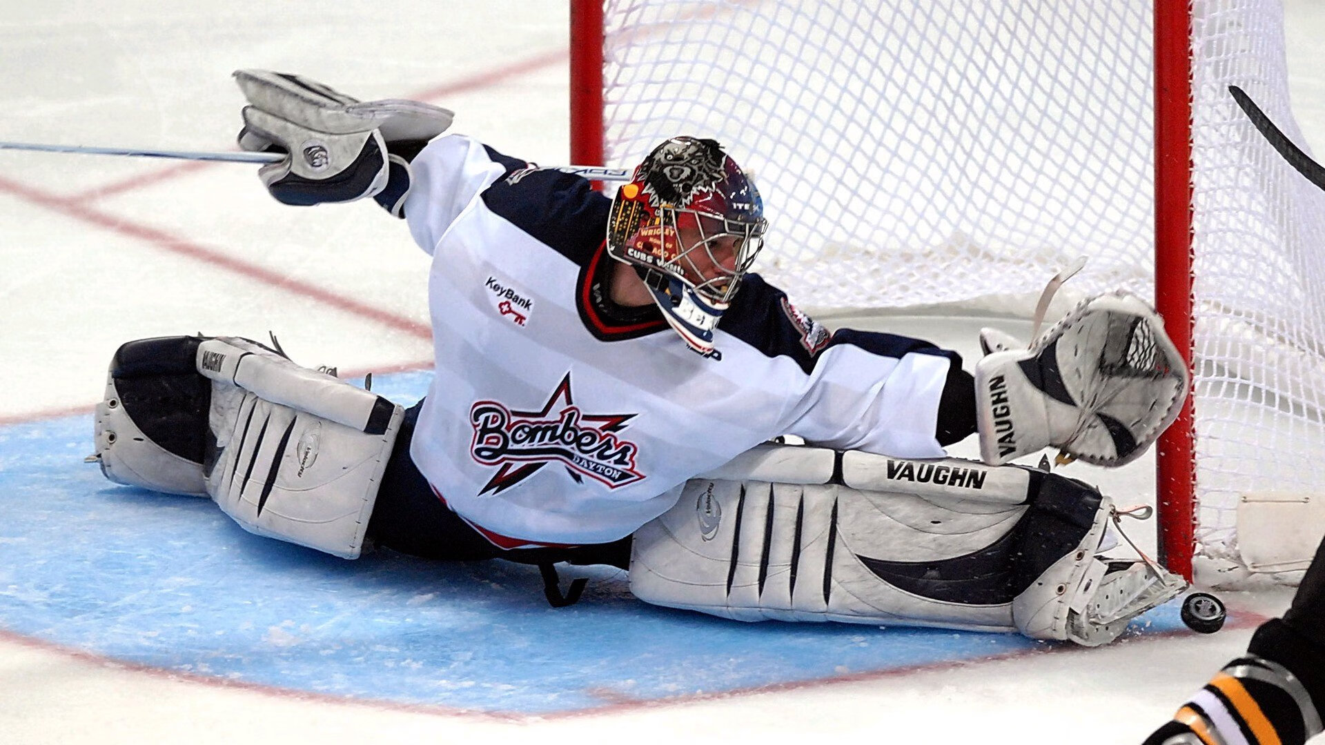 焦点战克瓦拉茨赫利亚一鸣惊人，奥地利横扫英格兰震撼欧洲杯