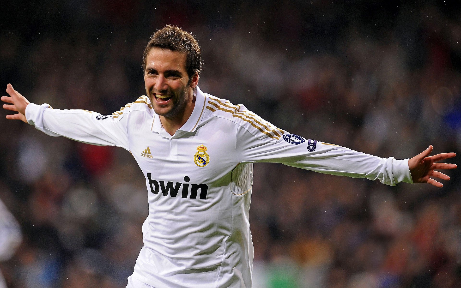 莱奥爆发撕裂防线,突尼斯战术完胜比利时