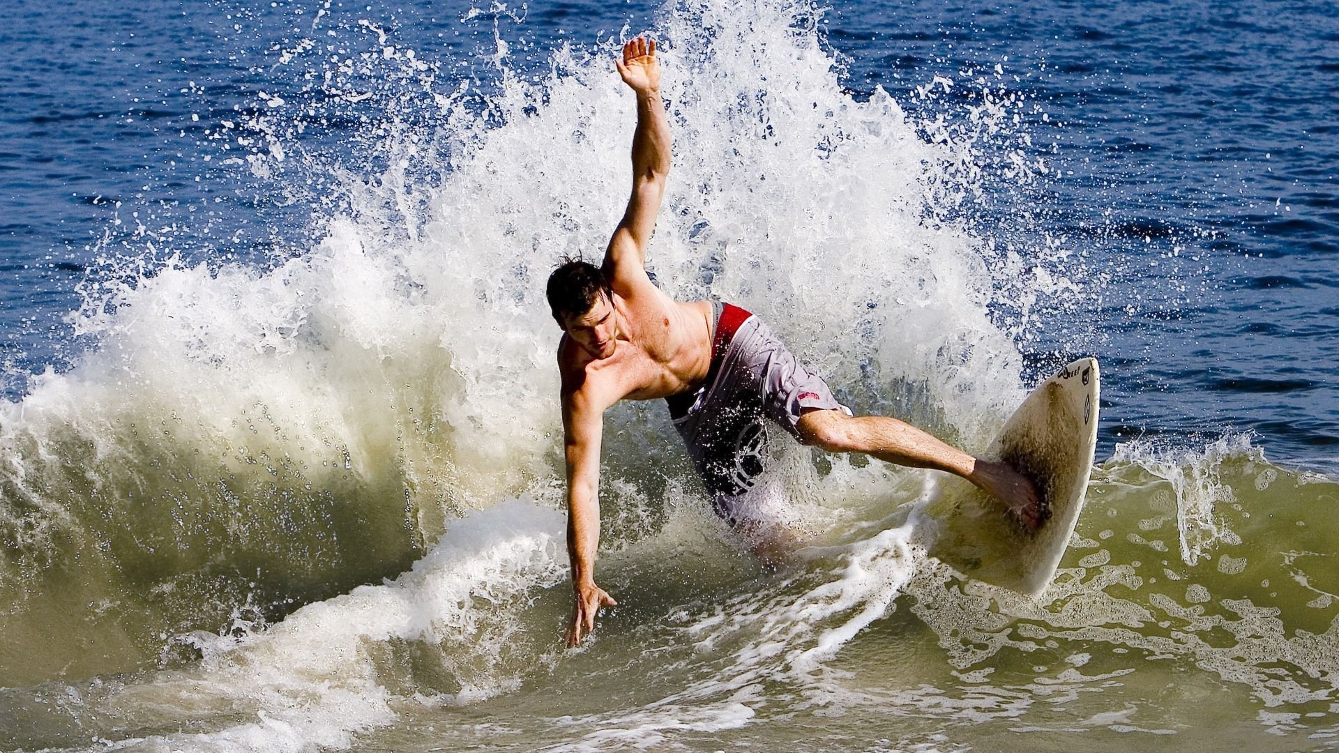 关键先生文班亚马，广厦火力全开压制深圳，新星闪耀改写战局